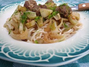 Venkel met gehaktballetjes en pasta