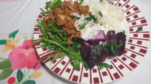 bietjes met pulled jackfruit en rijst en salade