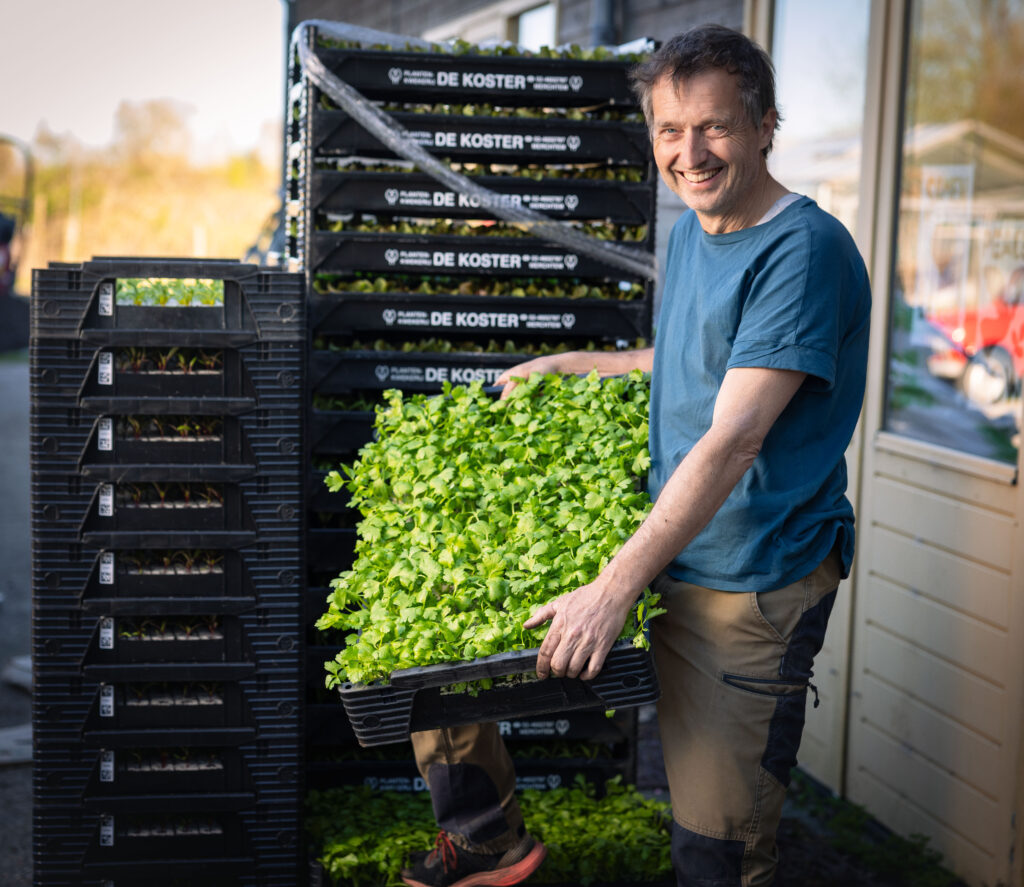 Sebastiaan met selderij.
Foto Michel Porro.