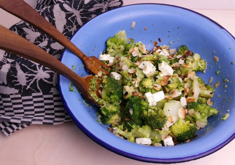 broccoli salade met feta