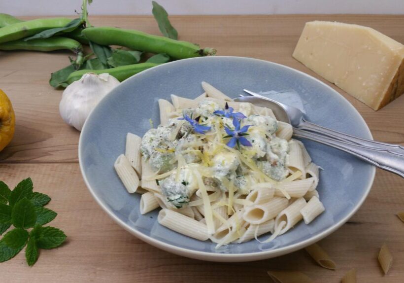 pasta met tuinbonen en roomsaus