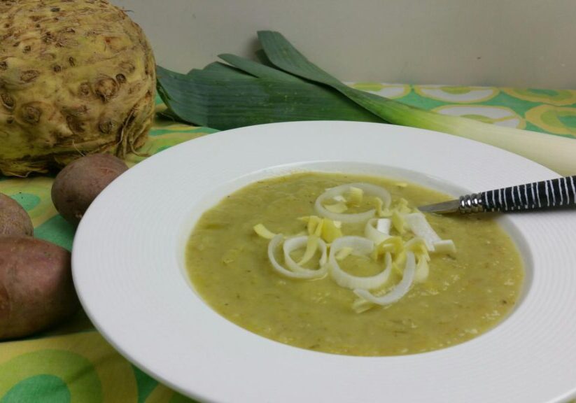 Prei-knolselderijsoep