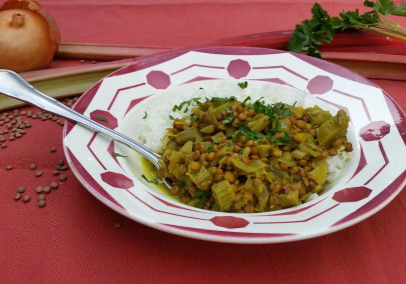 Rabarber-linzen curry