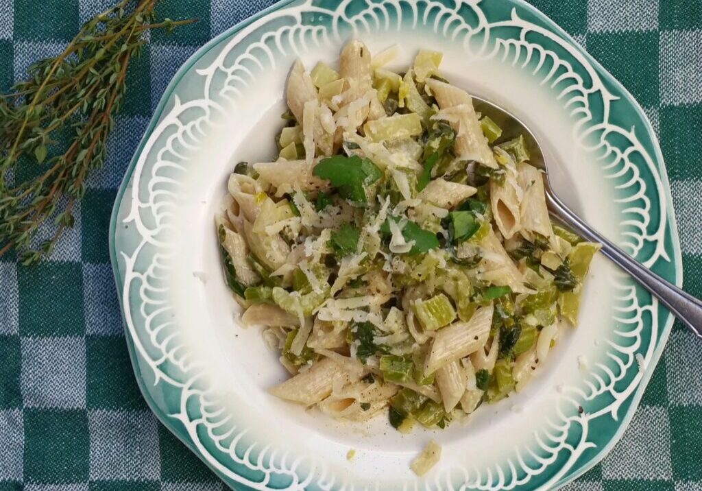 pasta met bleekselderij en tijm