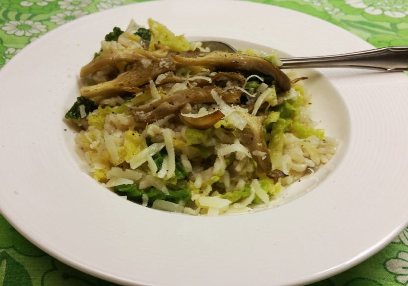Risotto met groene kool en paddenstoelen