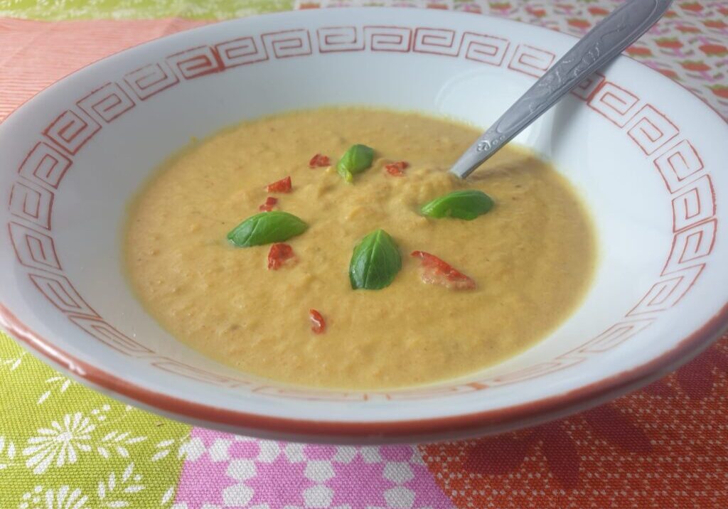 soep van rabarber en wortel