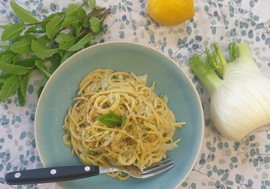 spaghetti met venkel, citroen en munt