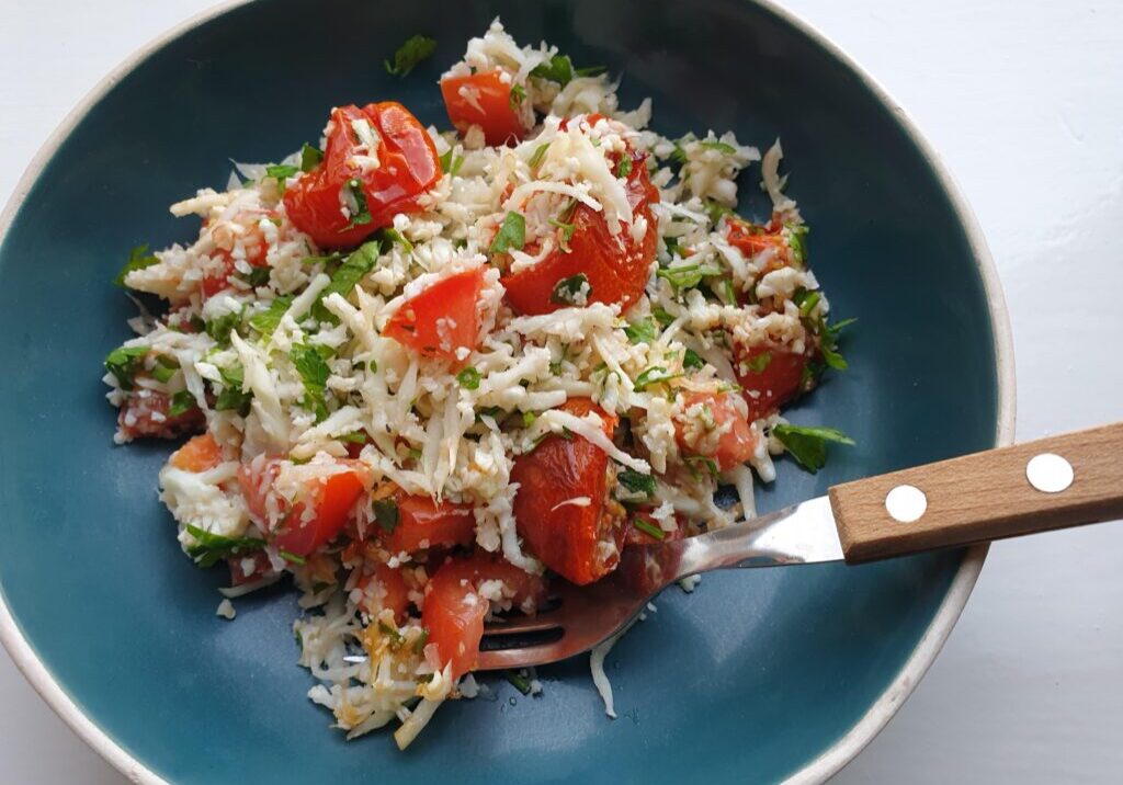 Bloemkool couscous met tomaat en peterselie