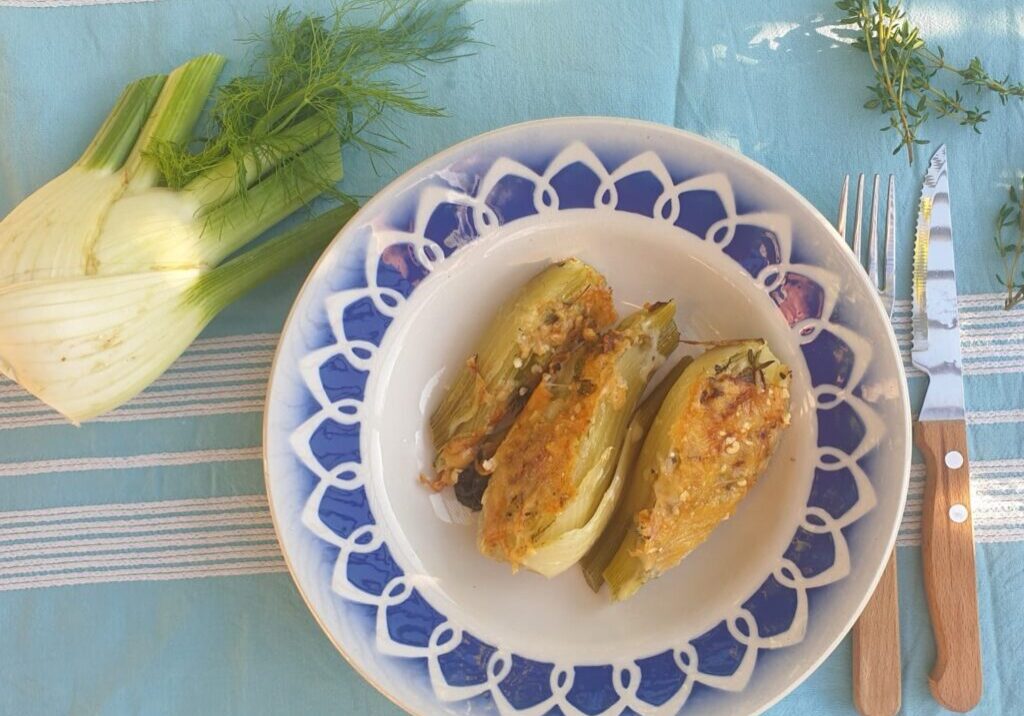 venkel met een korstje kaas en met tijm uit de oven