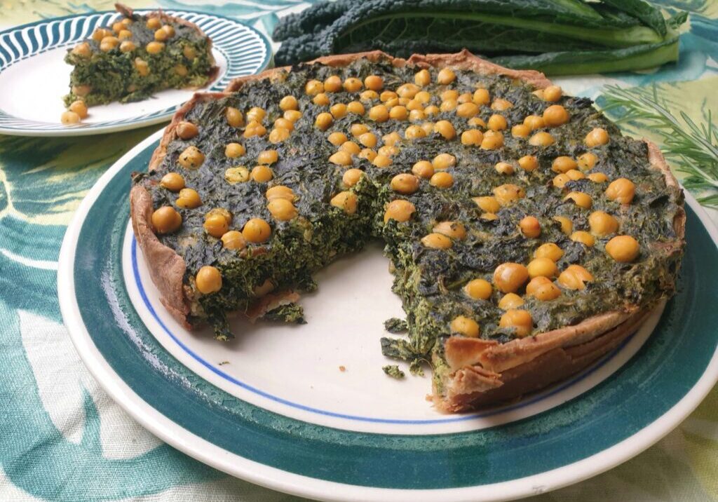 taart met palmkool en kikkererwten