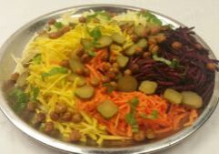 Wortelsalade met knapperige kikkererwten